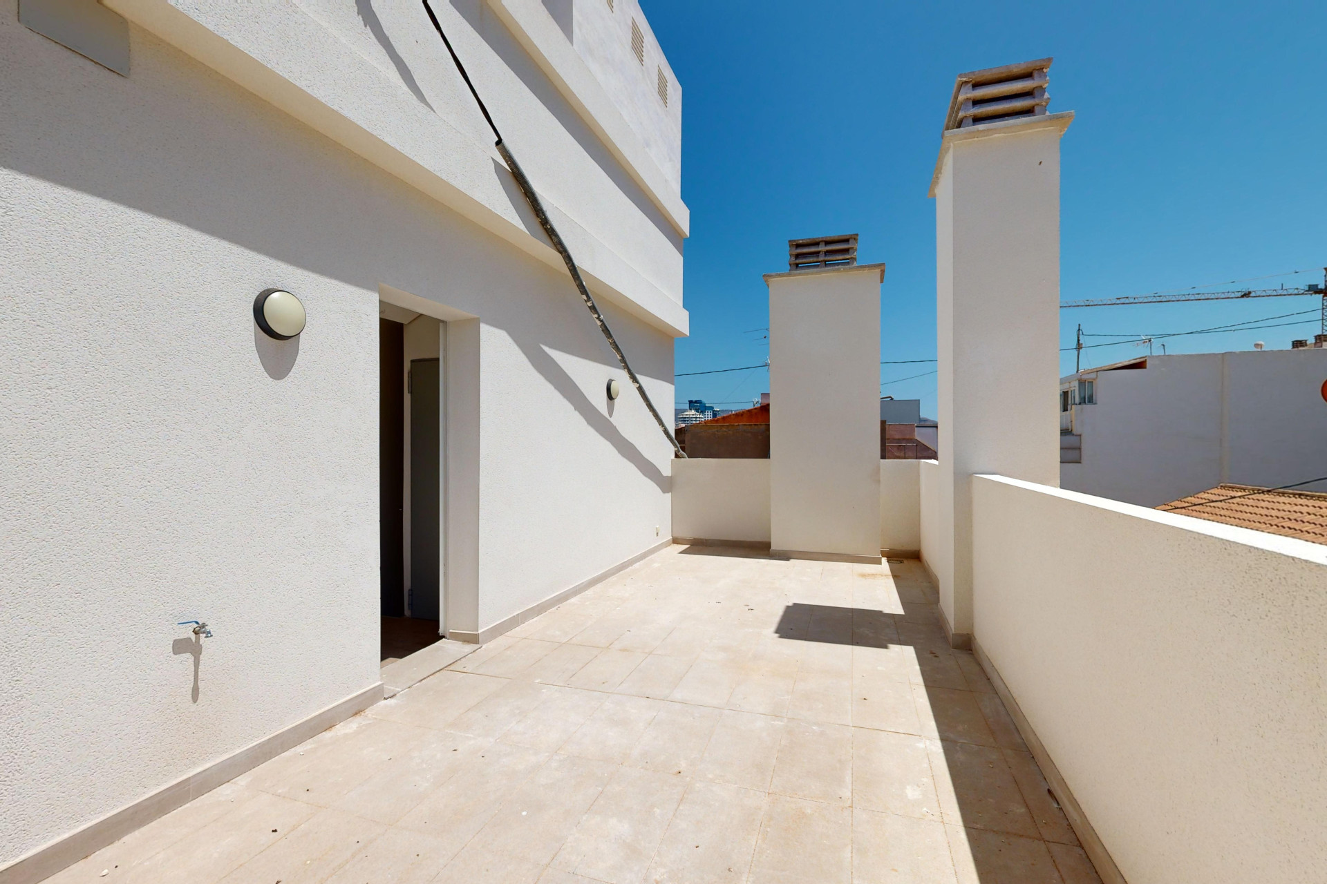Obra nueva - Apartamentos -
Benidorm