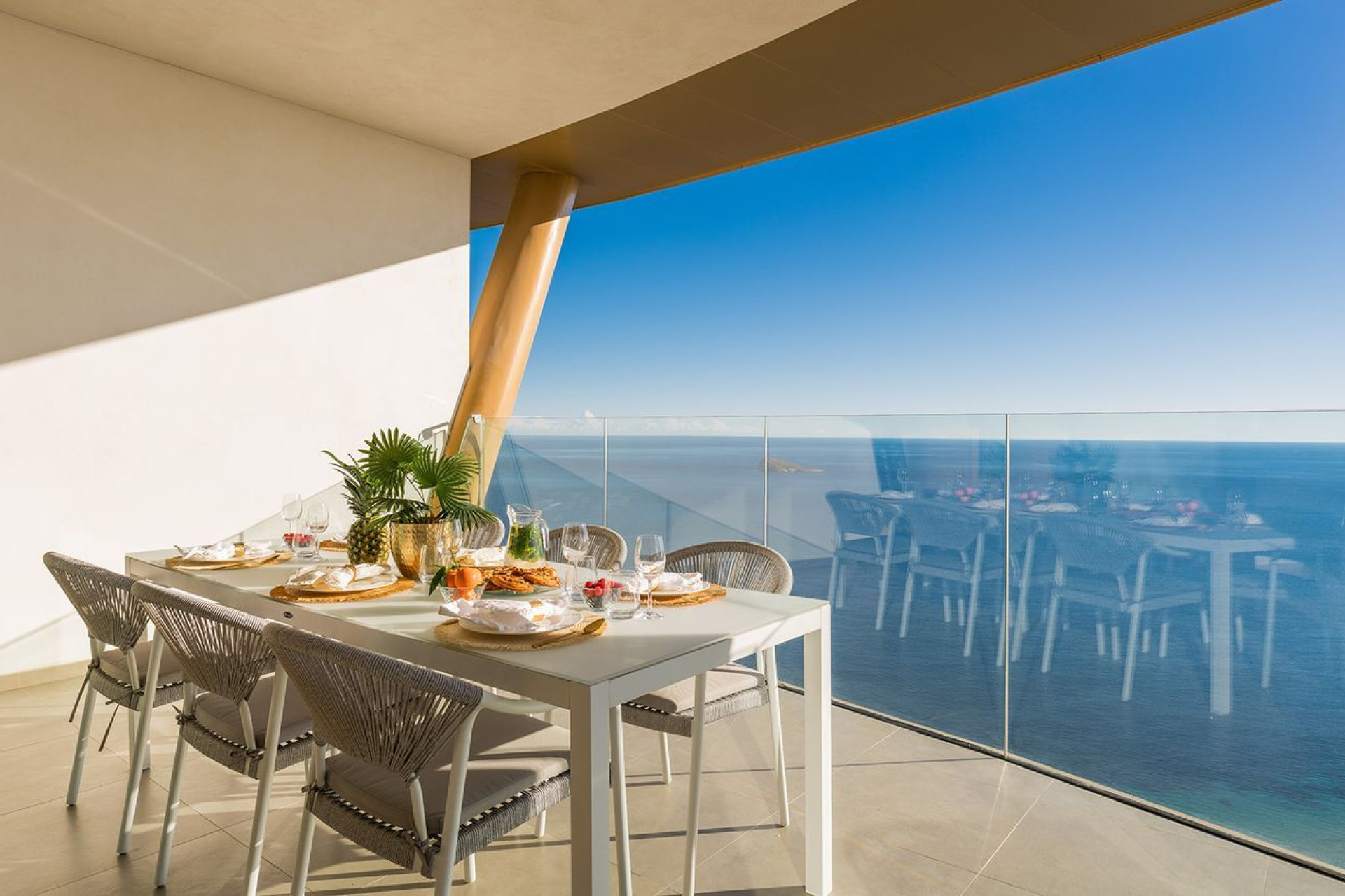 Obra nueva - Apartamentos -
Benidorm
