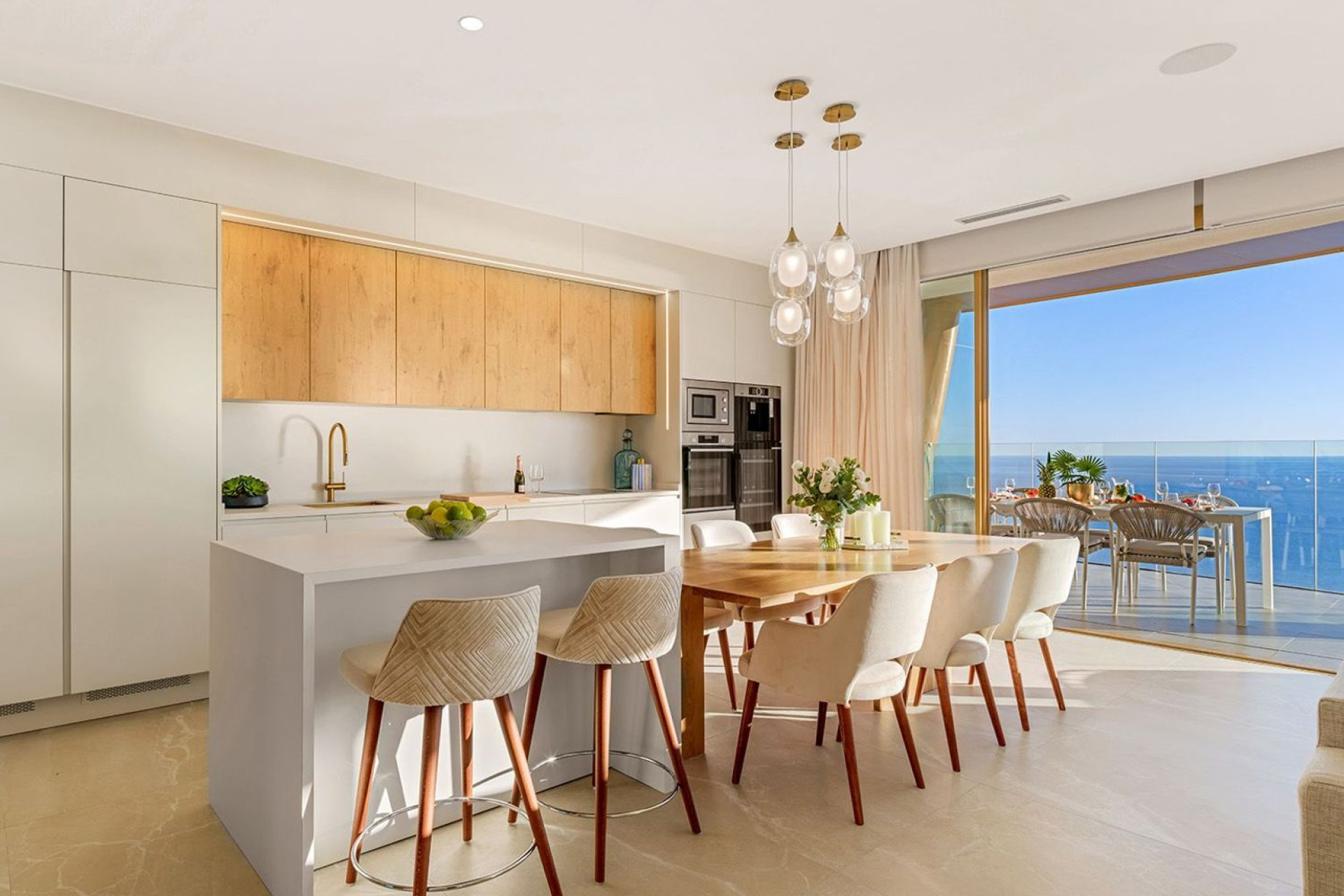 Obra nueva - Apartamentos -
Benidorm