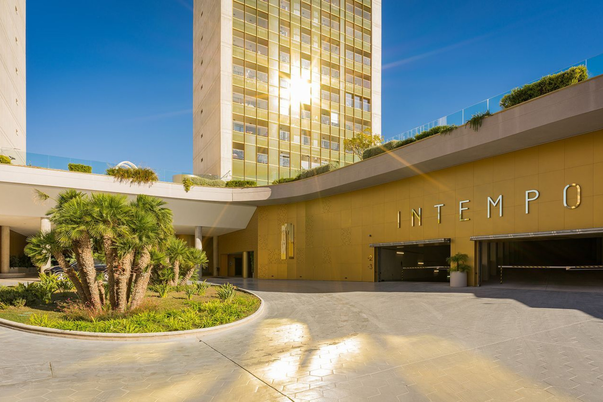 Obra nueva - Apartamentos -
Benidorm