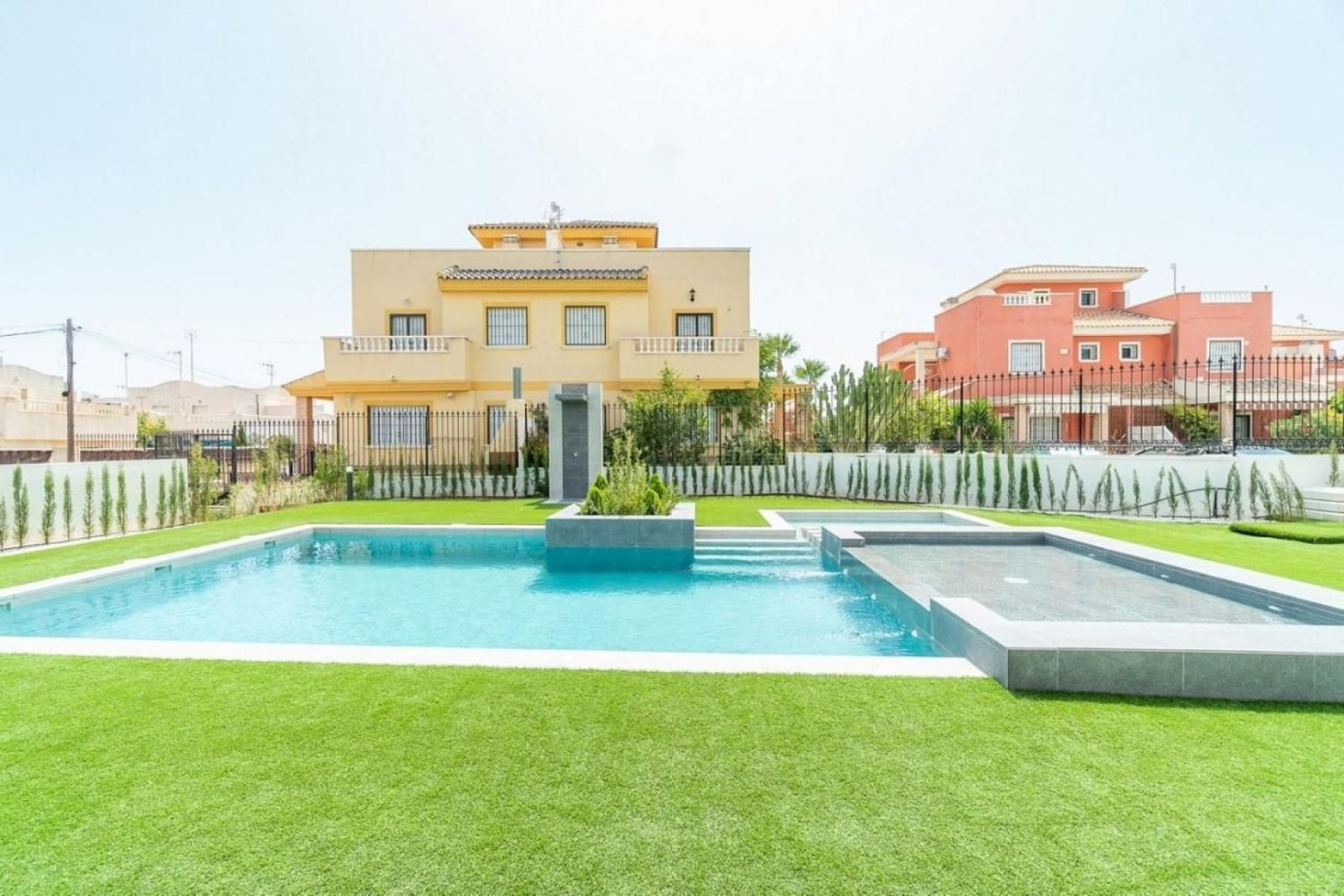 Obra nueva - Áticos -
Torrevieja - 03186