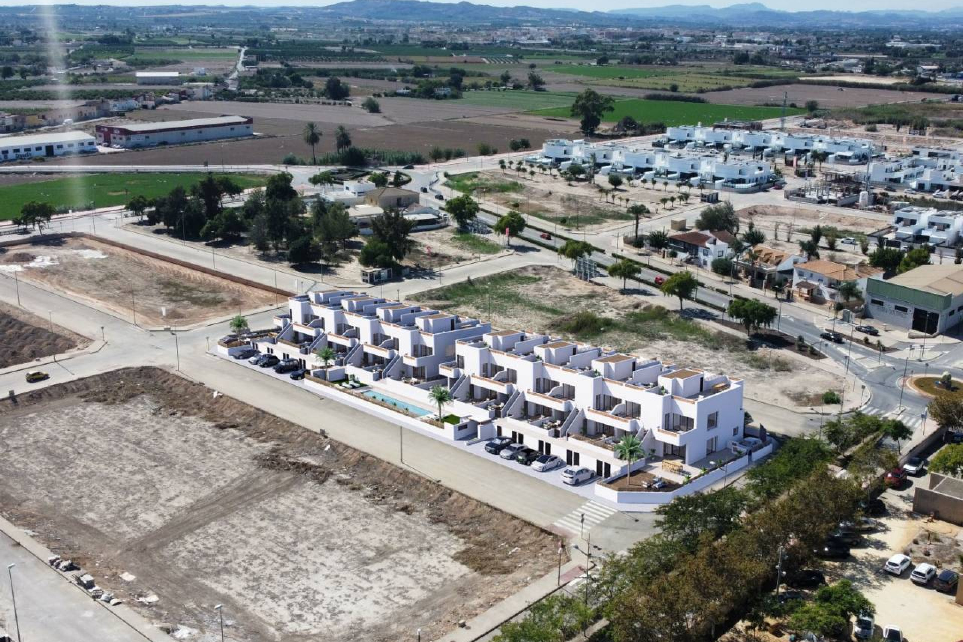 Obra nueva - Bajos -
Dolores