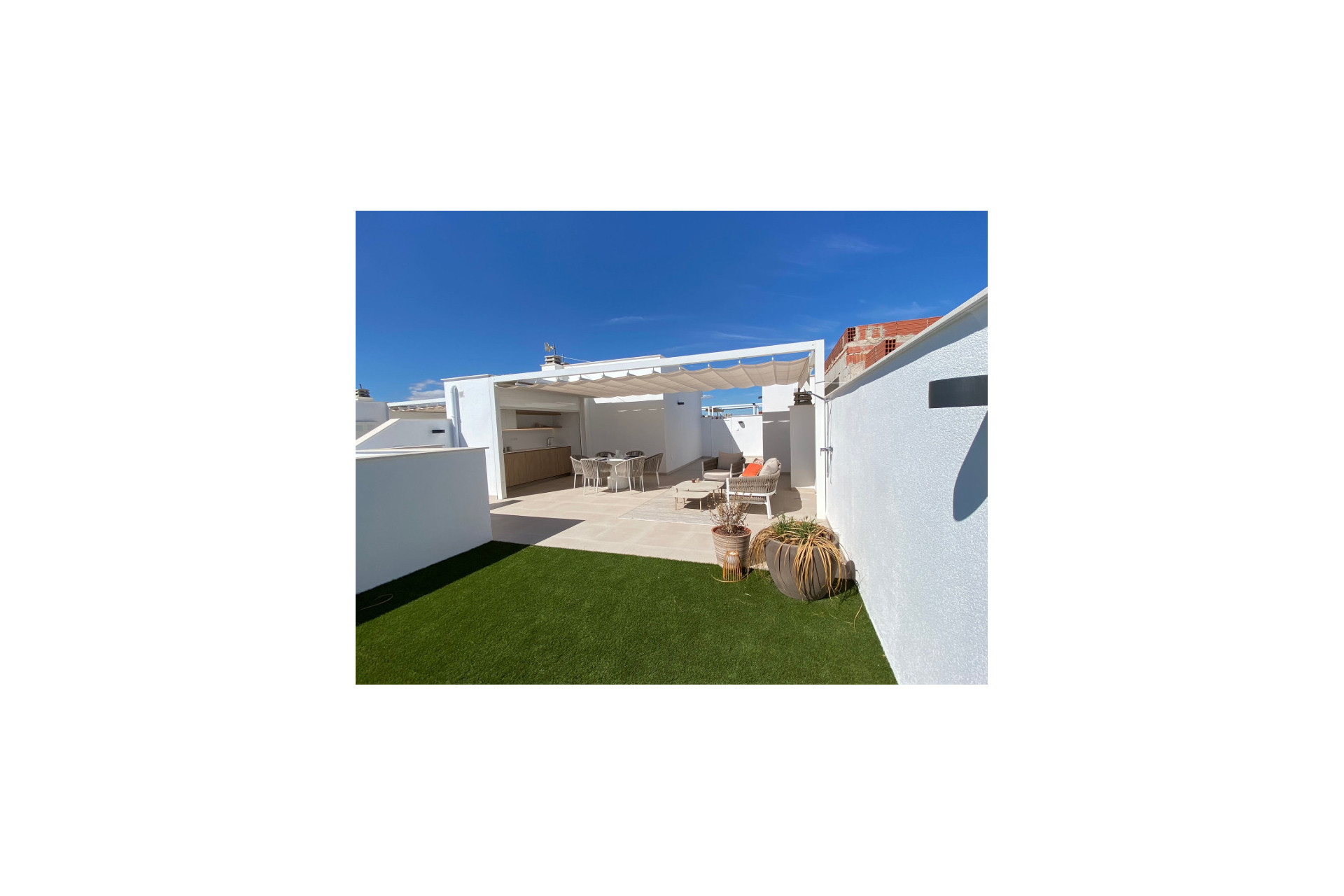Obra nueva - Bajos -
Pilar de la Horadada - 03190
