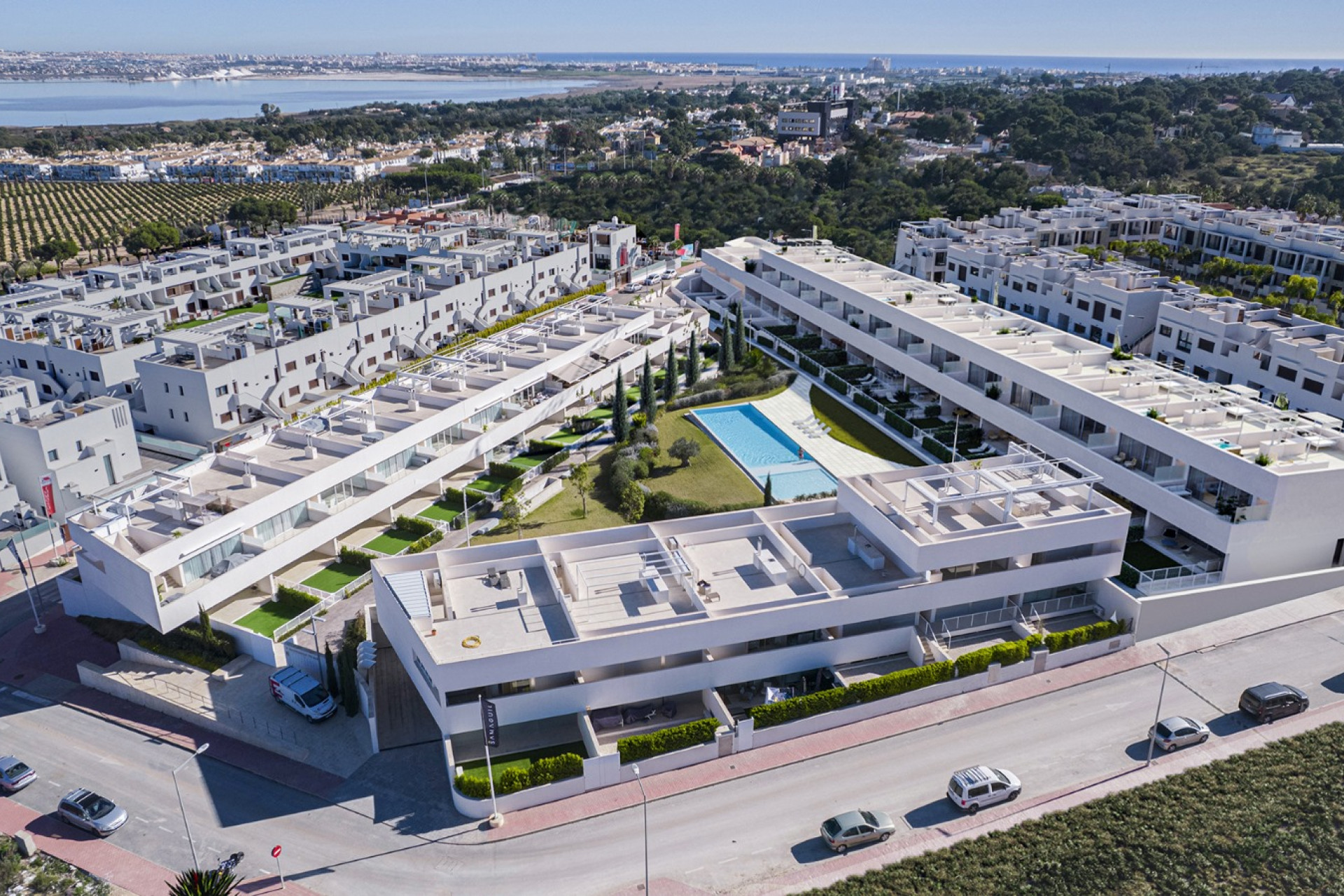 Obra nueva - Bungalows -
Torrevieja