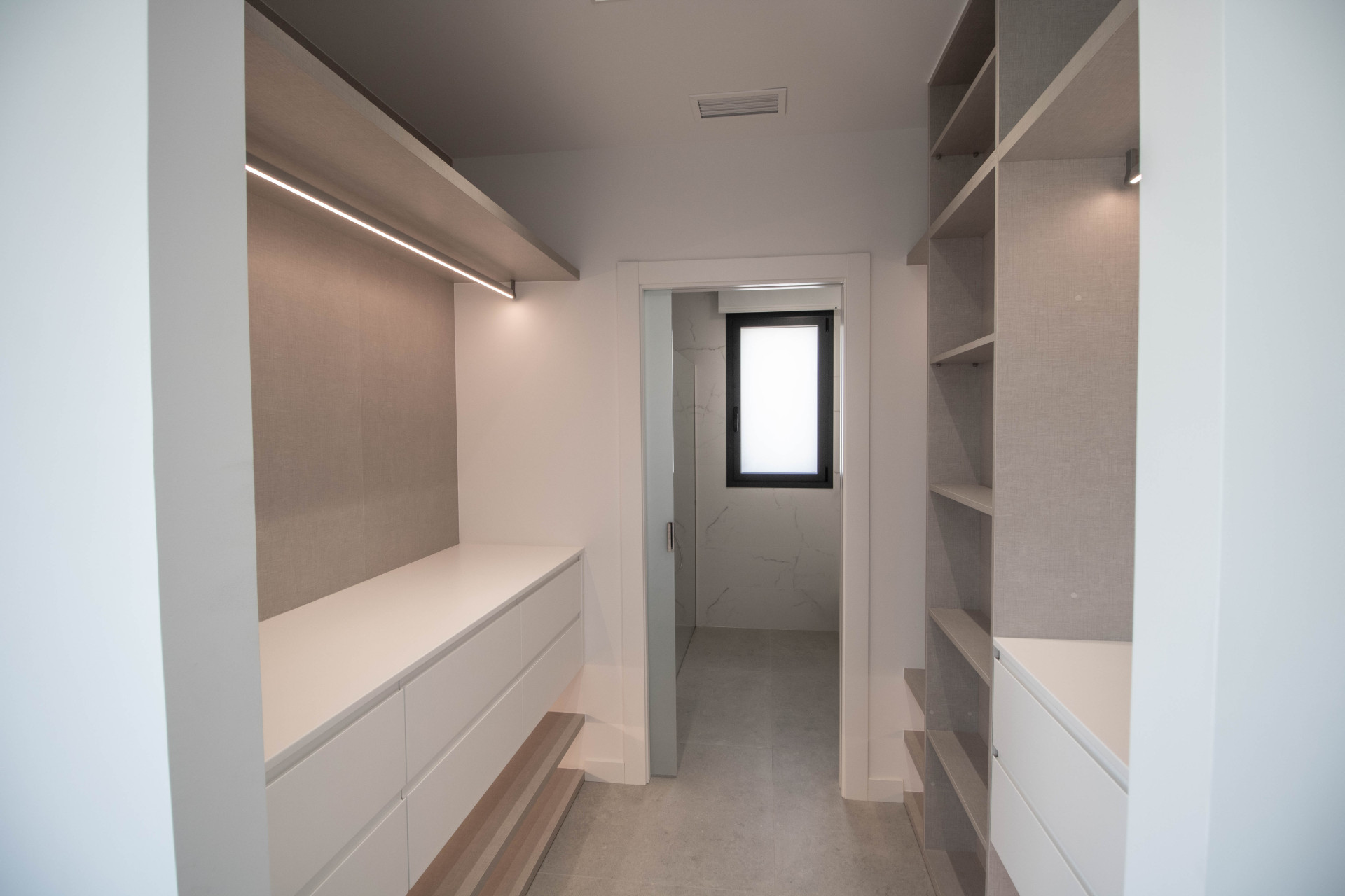 Obra nueva - Chalet independiente -
Finestrat - 03509