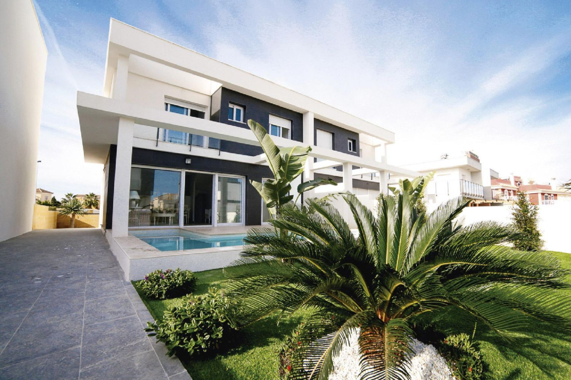 Obra nueva - Chalet independiente -
Gran Alacant - 03130, Calle De Creta