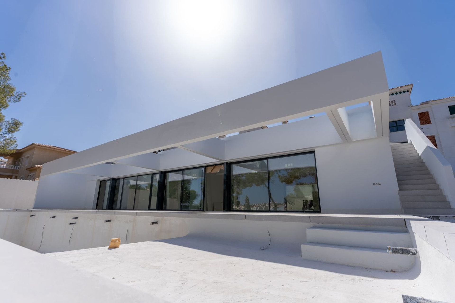Obra nueva - Chalet independiente -
Orihuela - Calle Los pirineos, 23