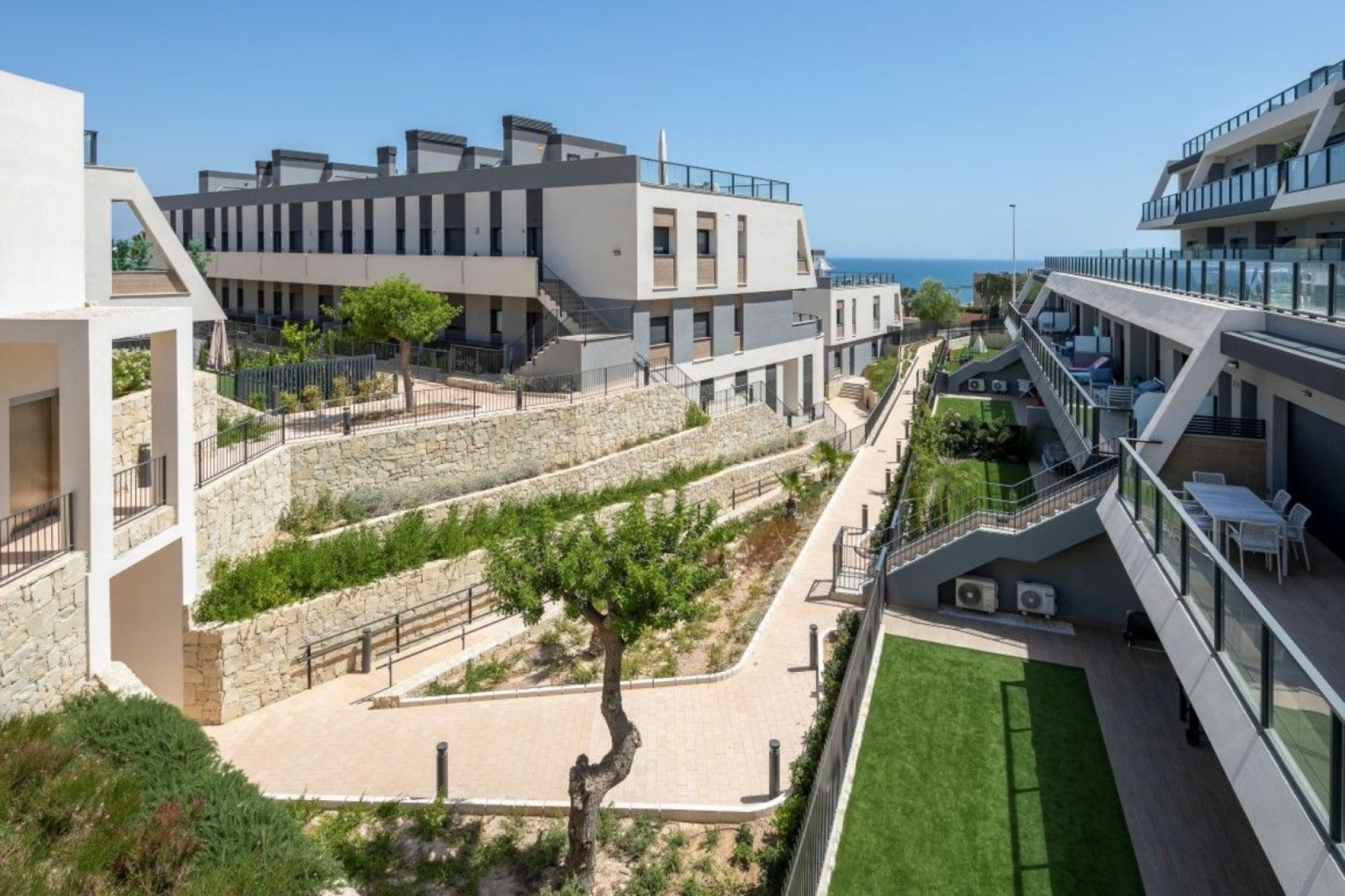 Obra nueva - Pisos -
Gran Alacant - 03130, Calle Orden Dórico, 551