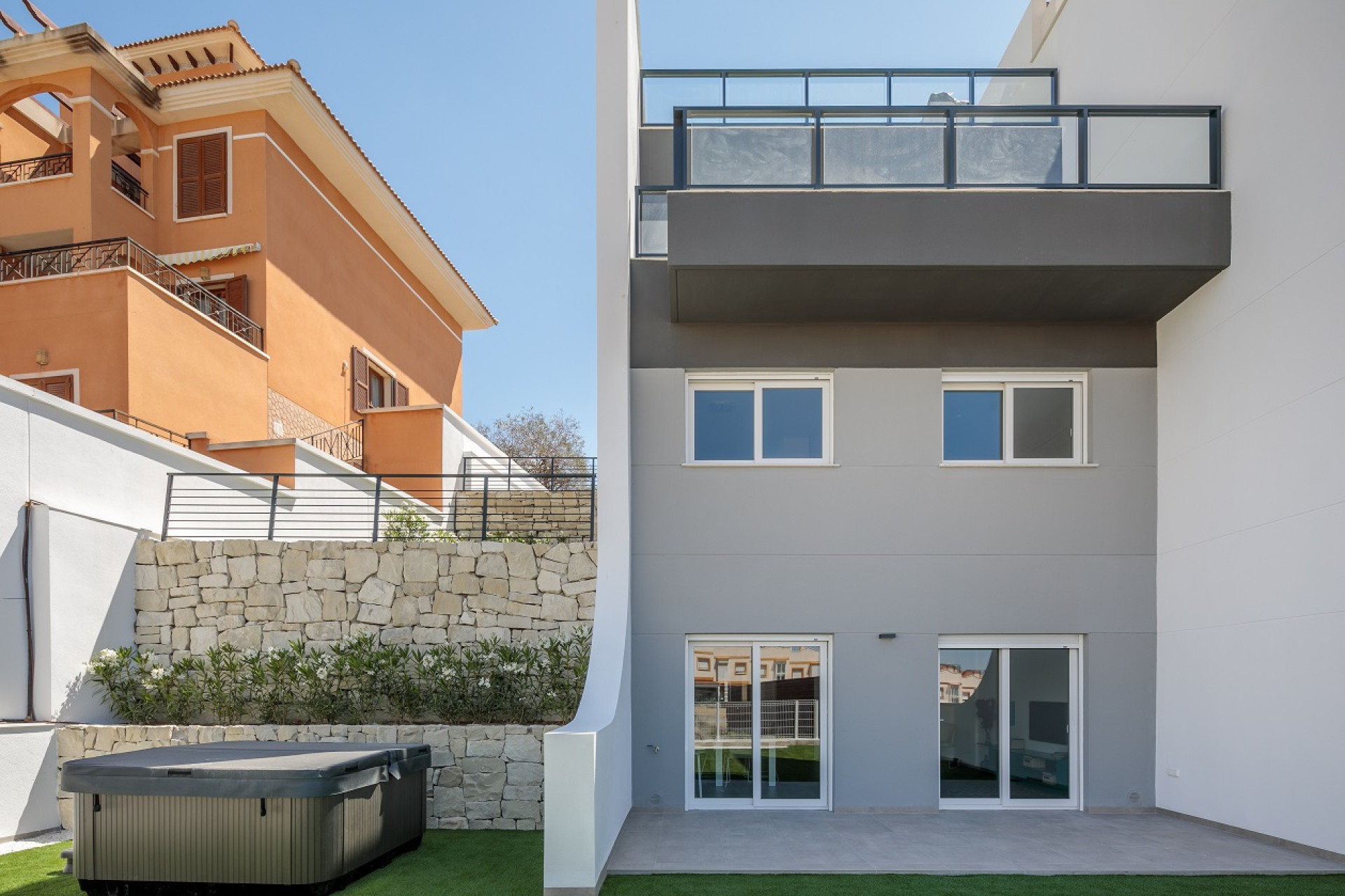 Obra nueva - Townhouses -
Finestrat