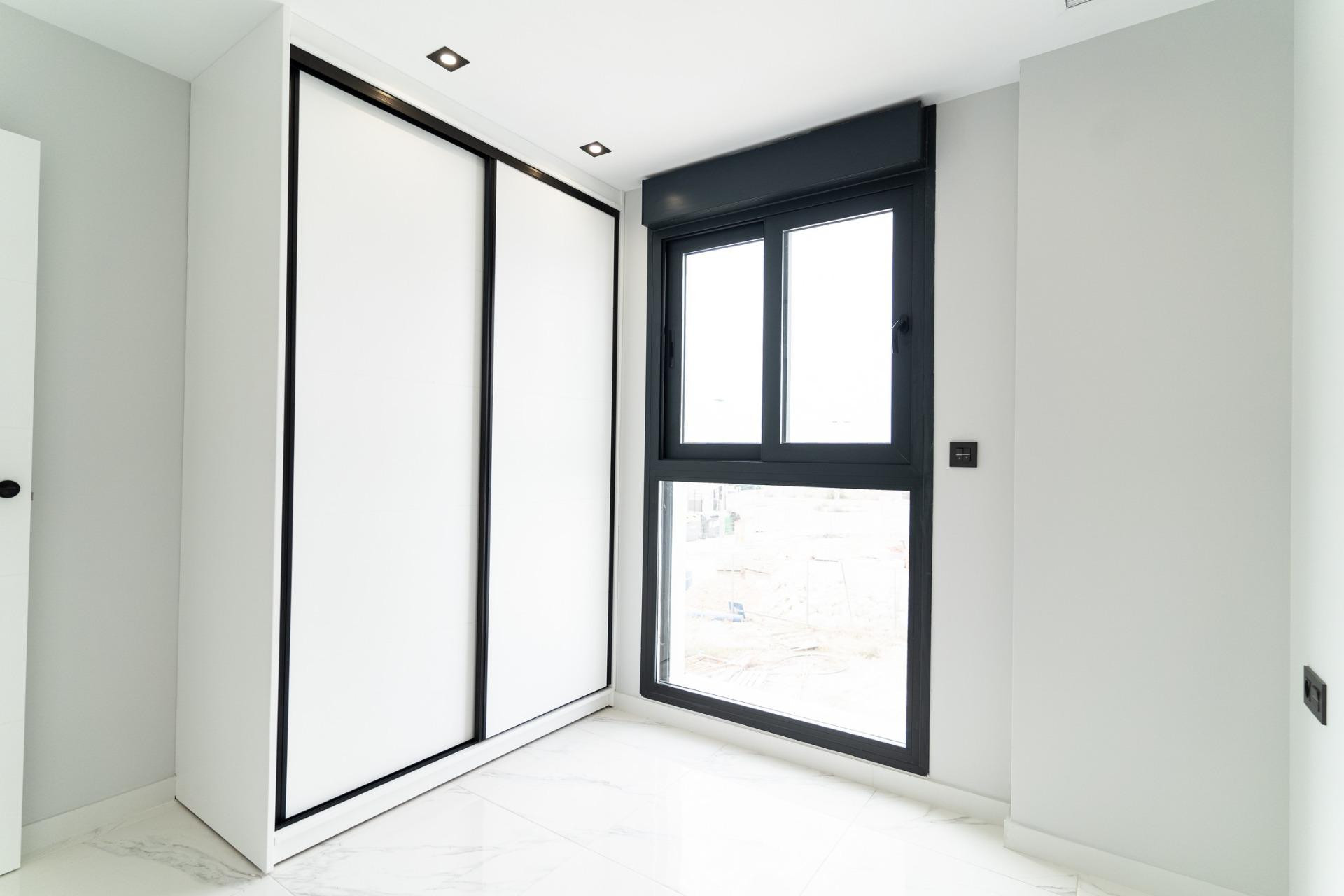 Obra nueva - Villa -
Orihuela Costa - Punta Prima