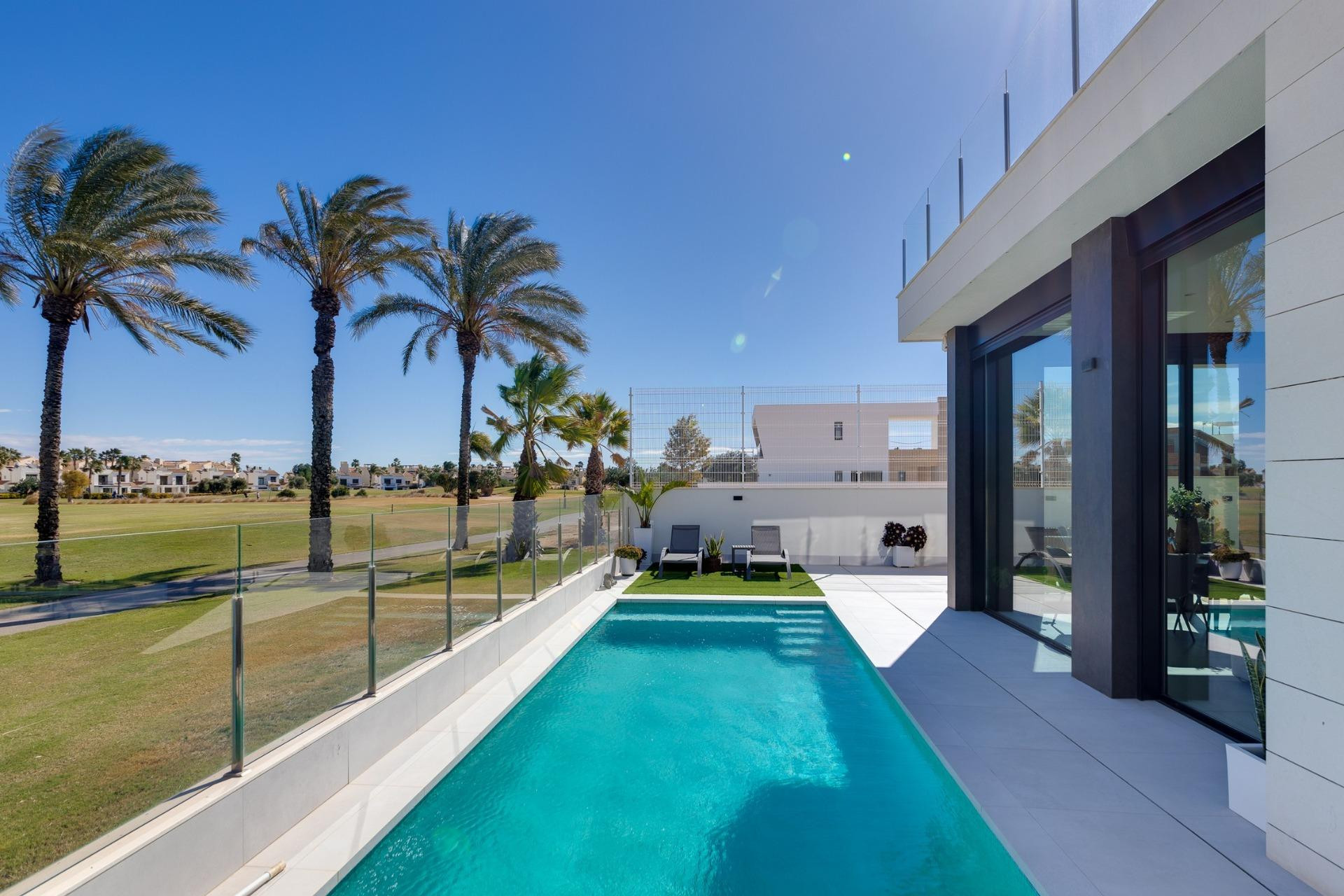 Obra nueva - Villa -
Pilar de la Horadada - Roda Golf