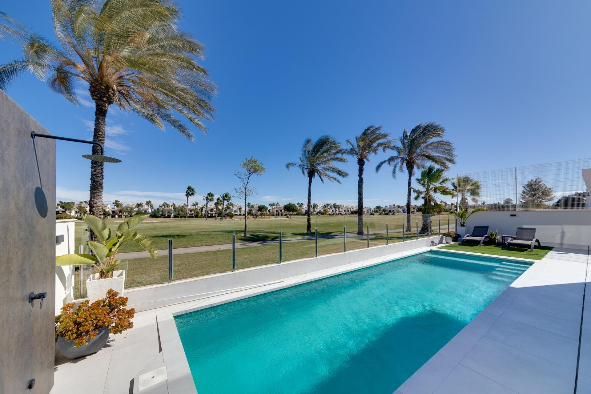 Obra nueva - Villa -
Pilar de la Horadada - Roda Golf