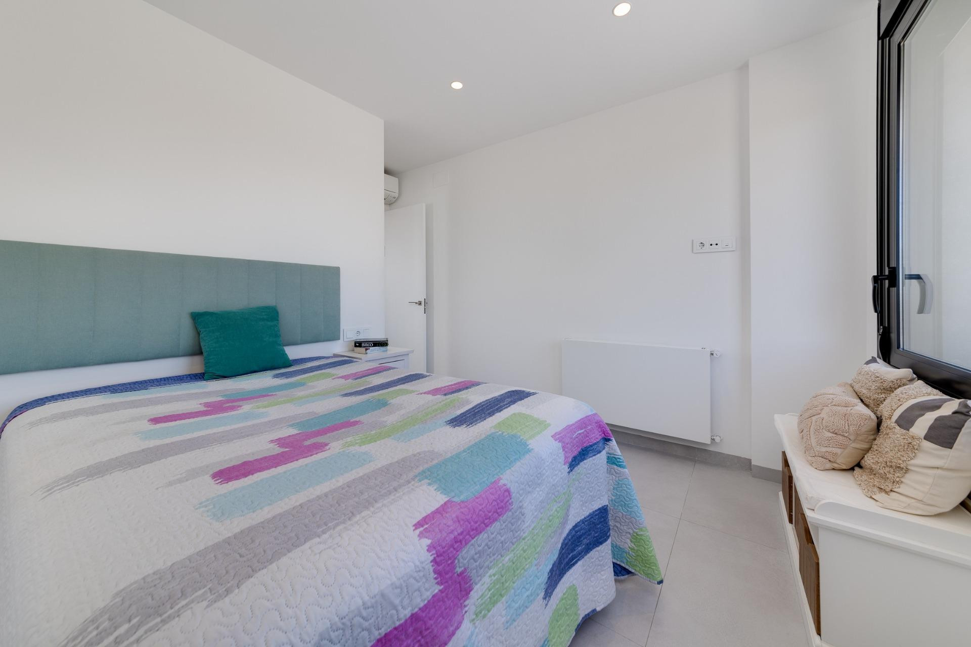 Obra nueva - Villa -
Pilar de la Horadada - Roda Golf