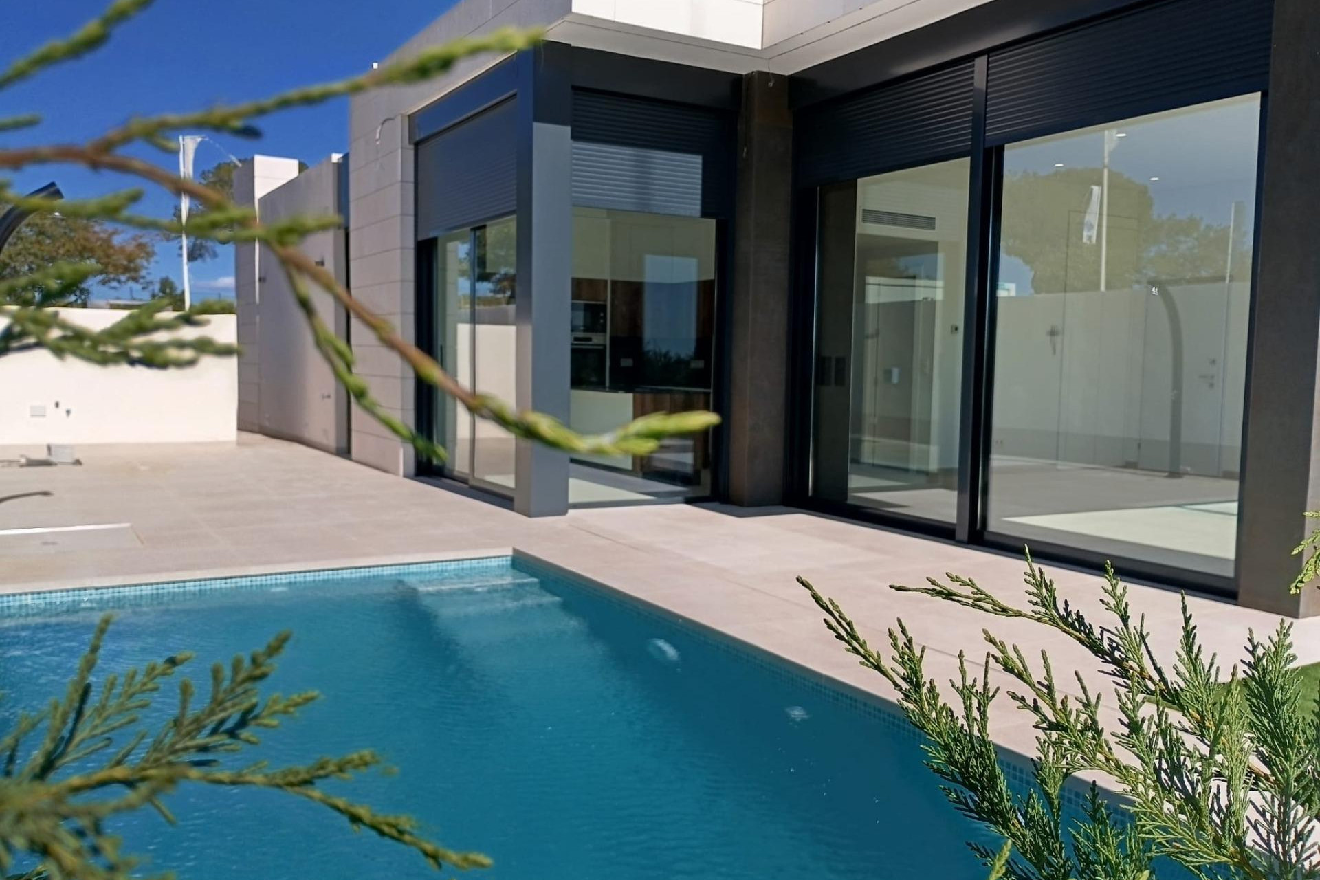 Obra nueva - Villa -
Pilar de la Horadada - Roda Golf