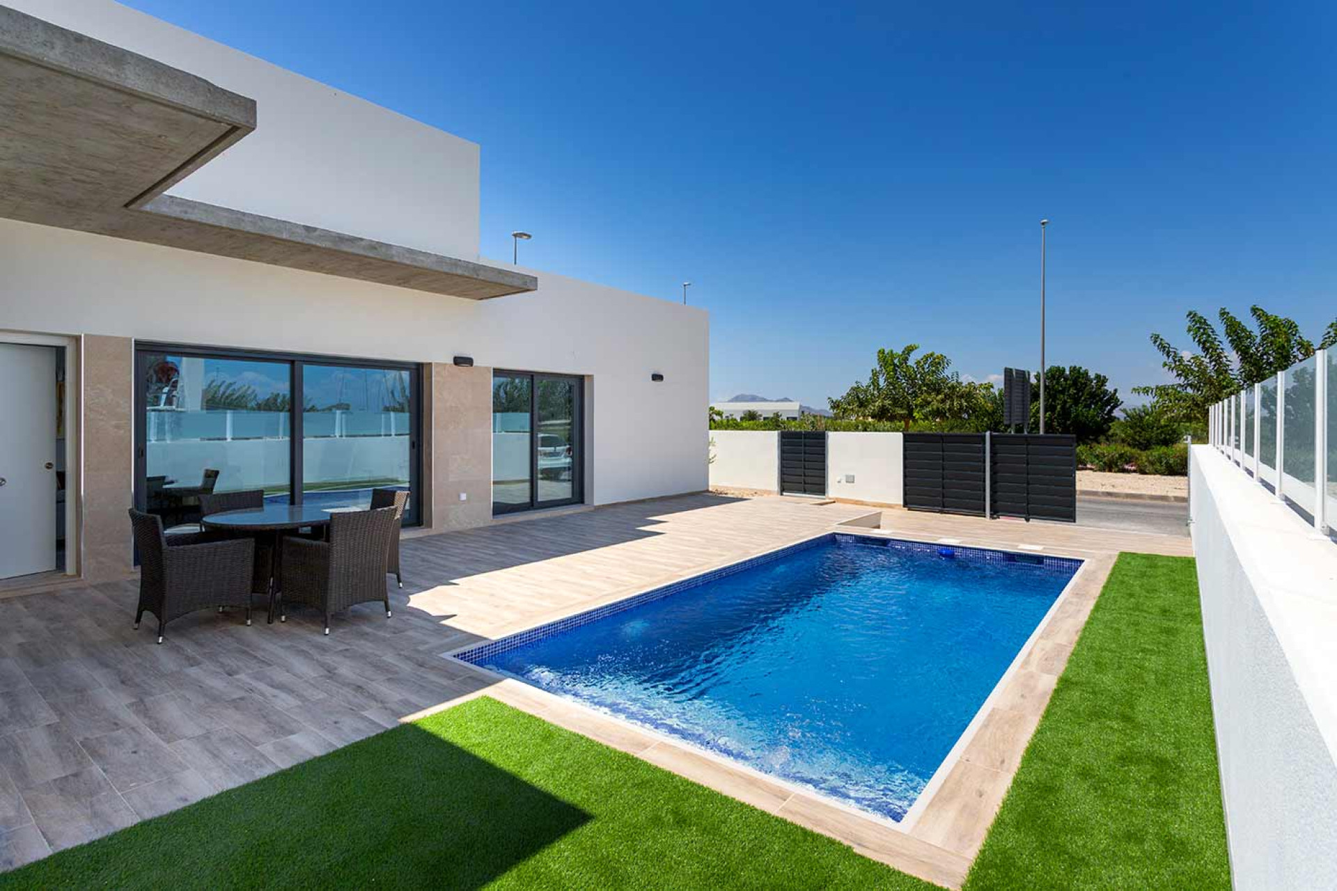 Obra nueva - Villas -
Daya Nueva - 03150