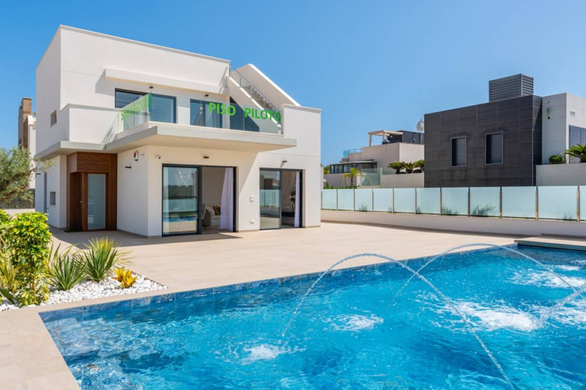 Obra nueva - Villas -
Orihuela - 03189