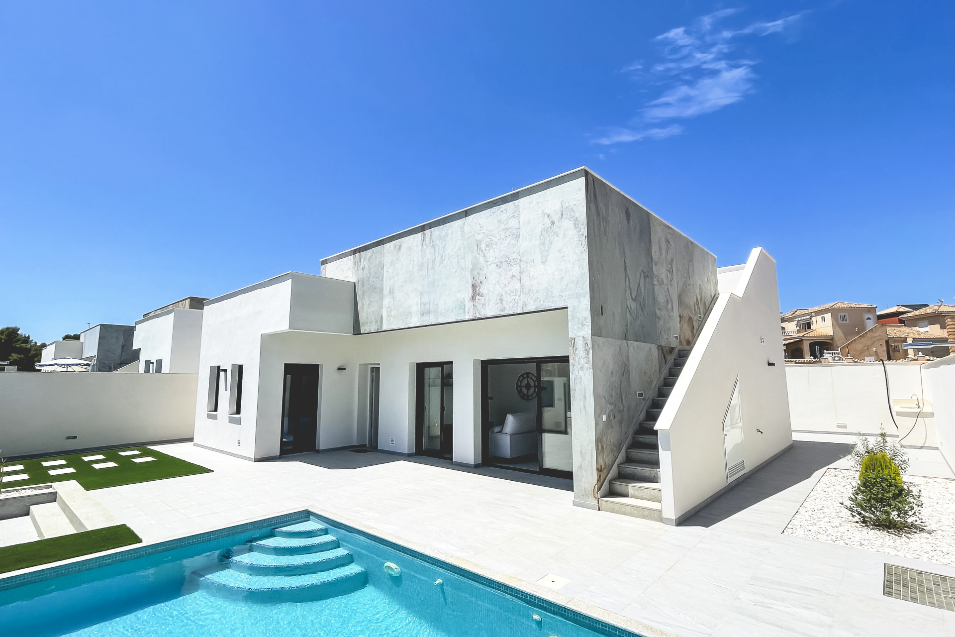 Obra nueva - Villas -
Pilar de la Horadada