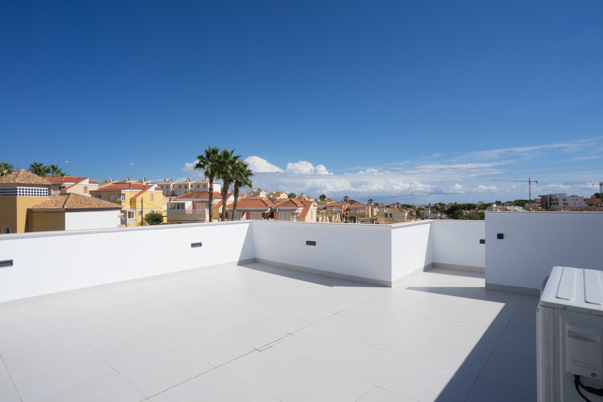 Obra nueva - Villas -
San Miguel de Salinas - 03189