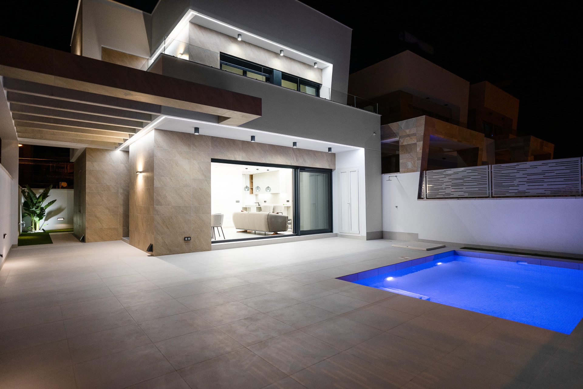 Obra nueva - Villas -
San Miguel de Salinas - 03189