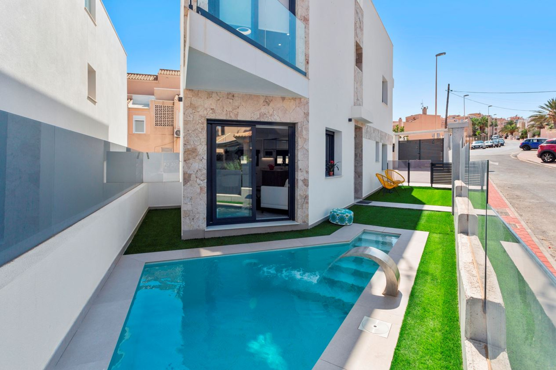 Obra nueva - Villas -
Torrevieja