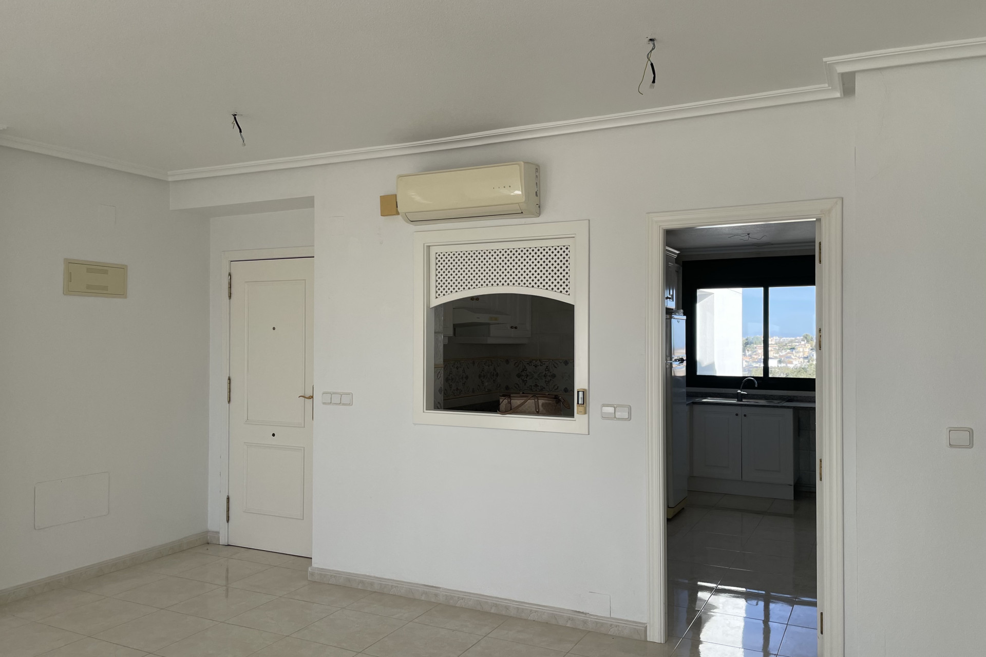 Перепродажа - Bajos -
Orihuela