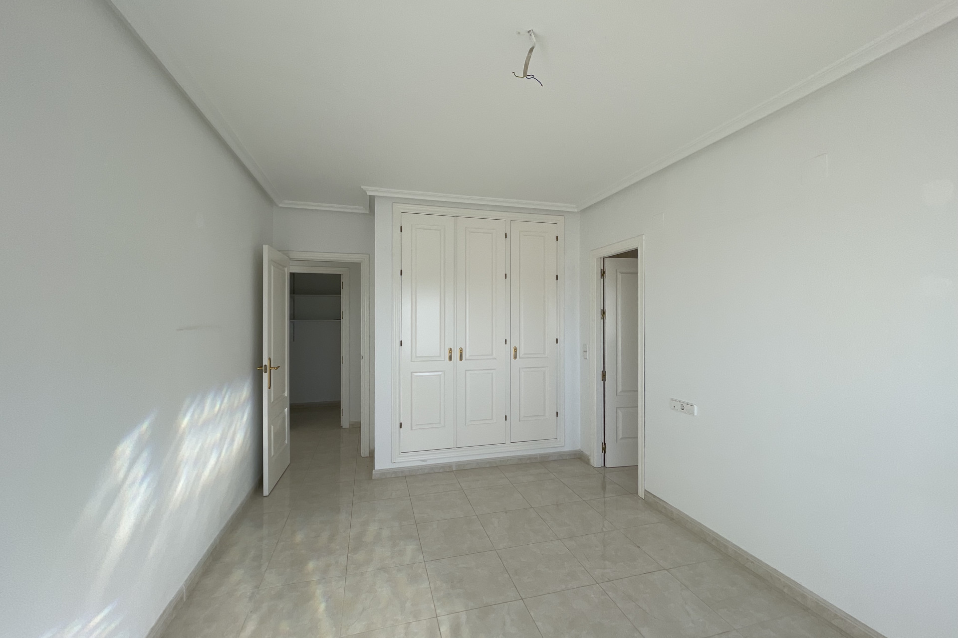 Перепродажа - Bajos -
Orihuela
