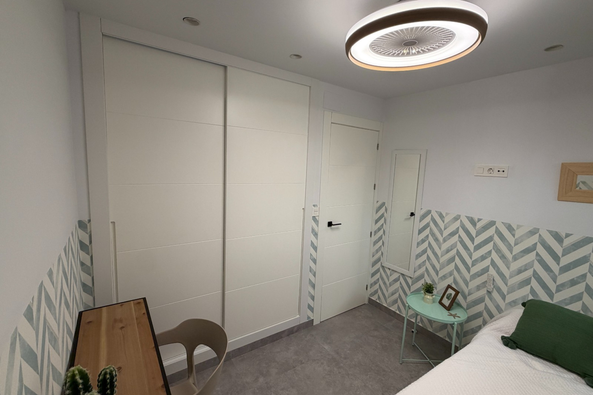 Reventa - Apartamentos -
Guardamar del Segura - Pueblo