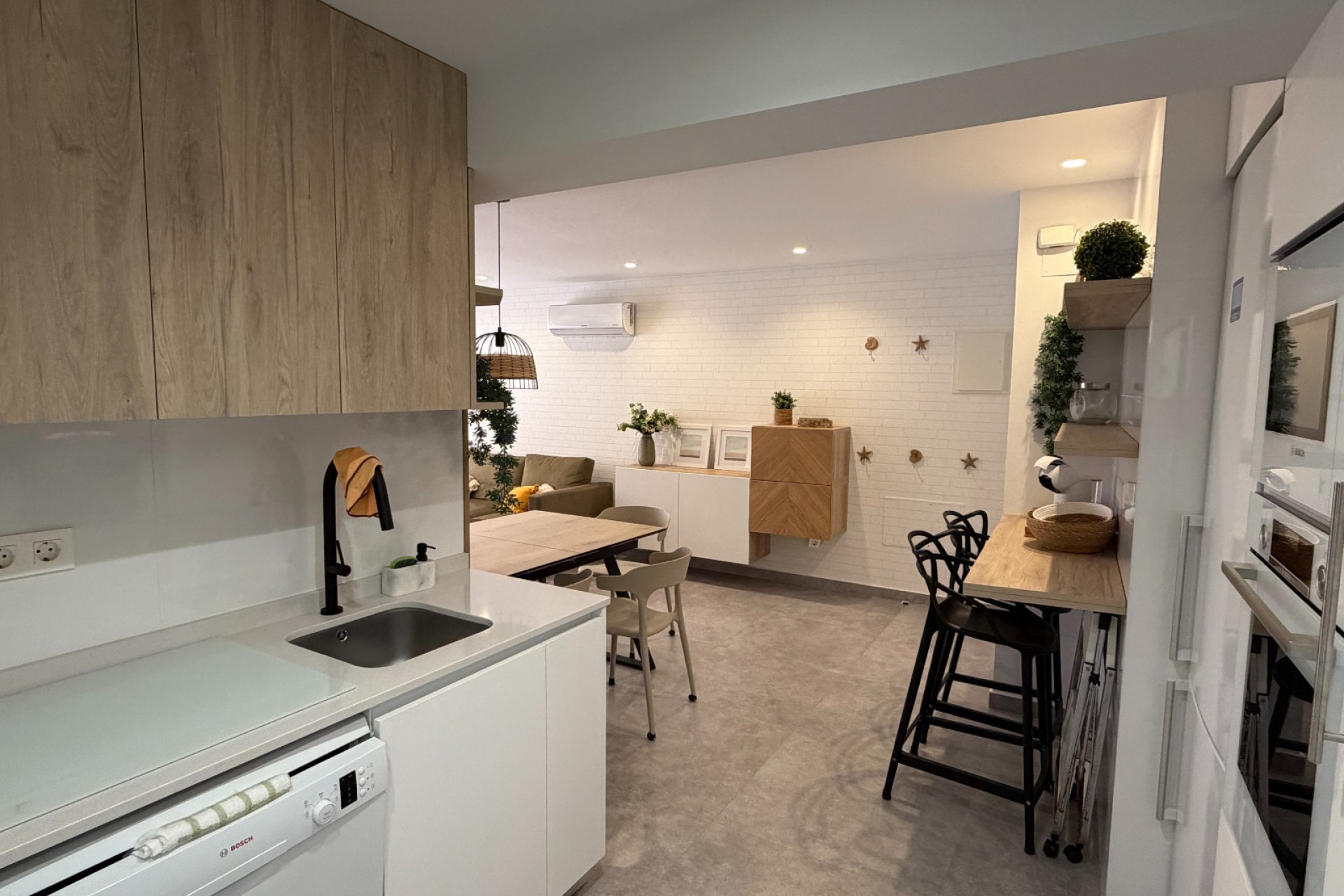 Reventa - Apartamentos -
Guardamar del Segura - Pueblo