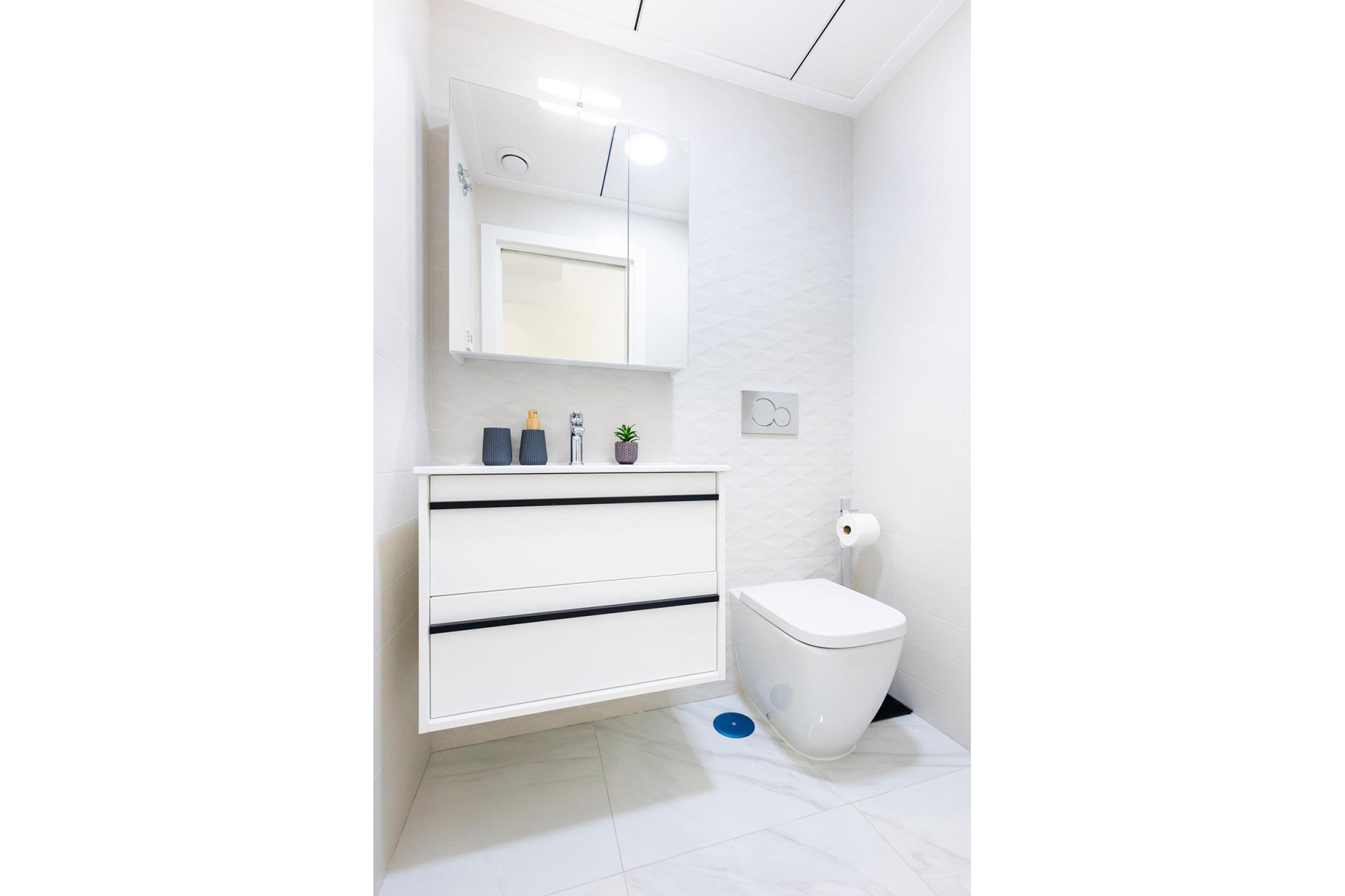 Short Term Rental - Apartment -
Jacarilla - pueblo