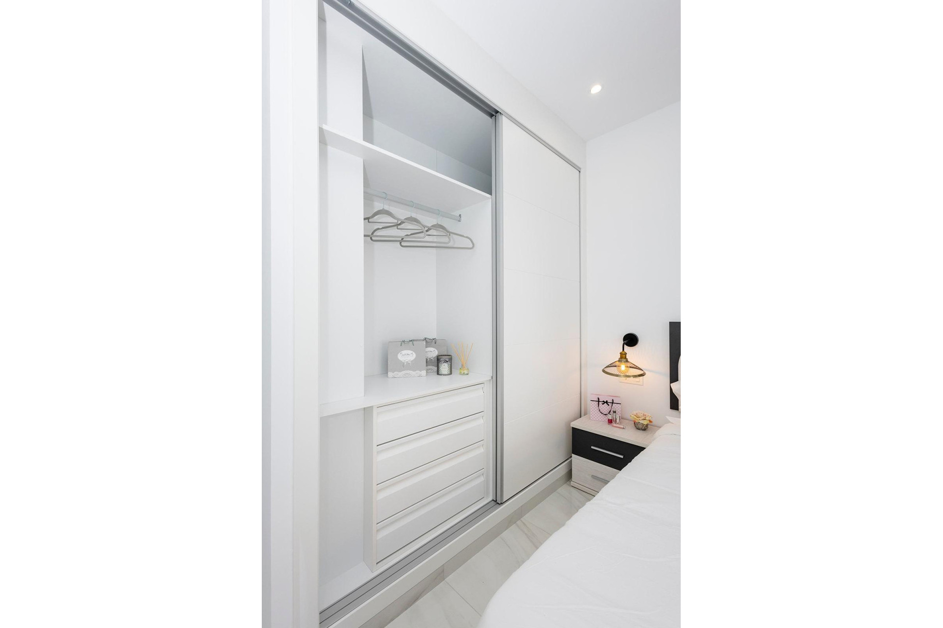 Short Term Rental - Apartment -
Jacarilla - pueblo