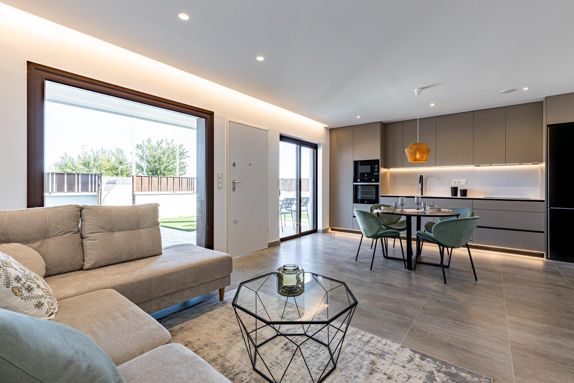 Short Term Rental - Bungalow -
Pilar de la Horadada - pueblo