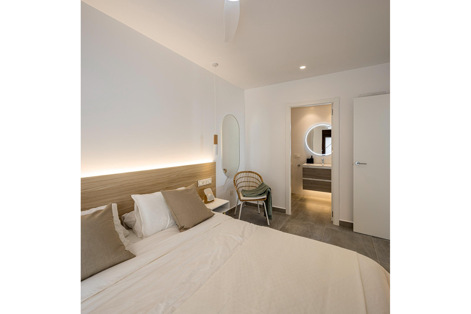 Short Term Rental - Bungalow -
Pilar de la Horadada - pueblo