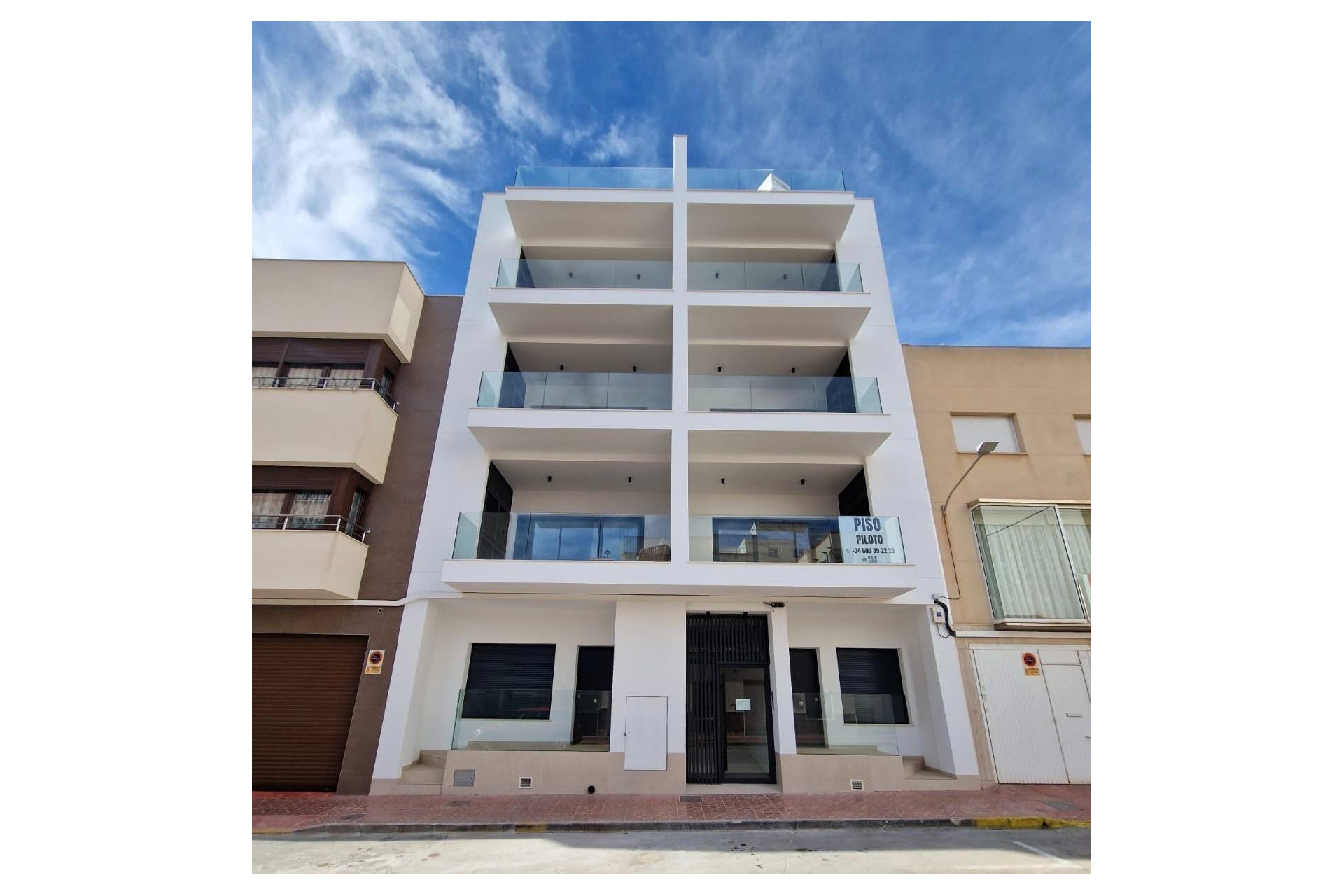 Short Term Rental - Penthouse -
Guardamar del Segura - Pueblo