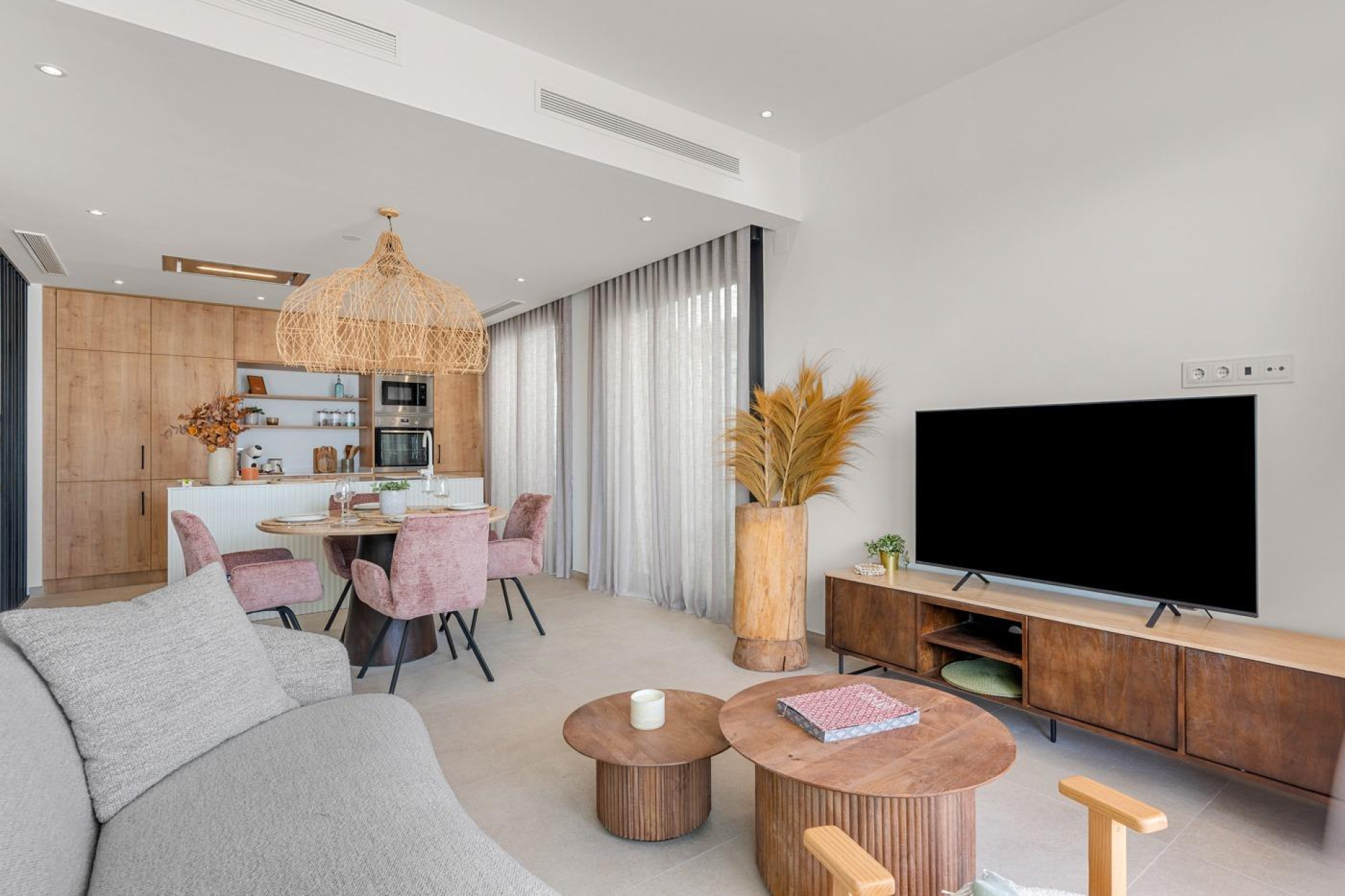 Short Term Rental - Town House -
Dolores - Sector 3