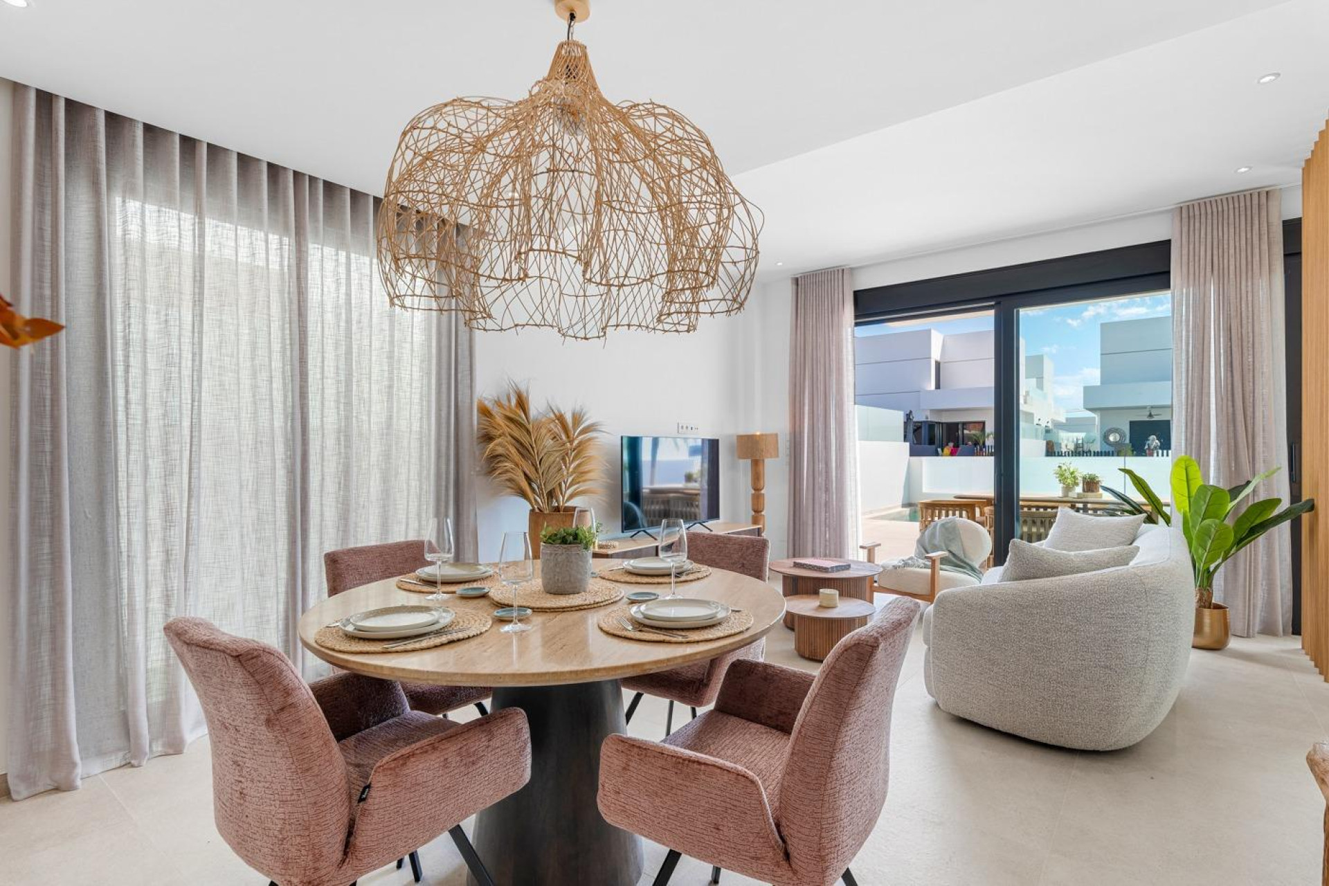 Short Term Rental - Town House -
Dolores - Sector 3