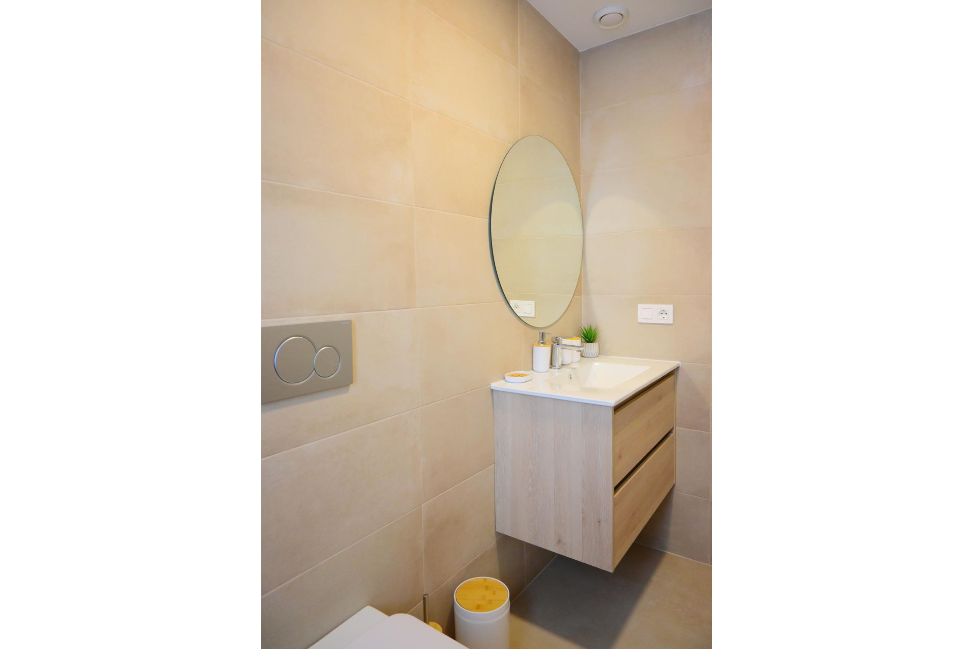 Short Term Rental - Villa -
Dolores - polideportivo