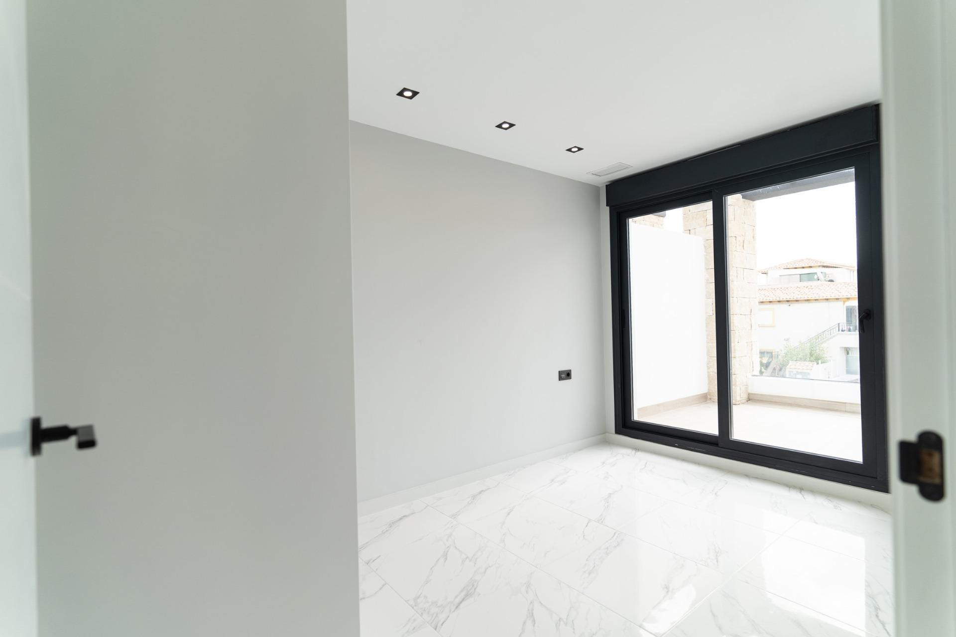 Short Term Rental - Villa -
Orihuela Costa - Punta Prima