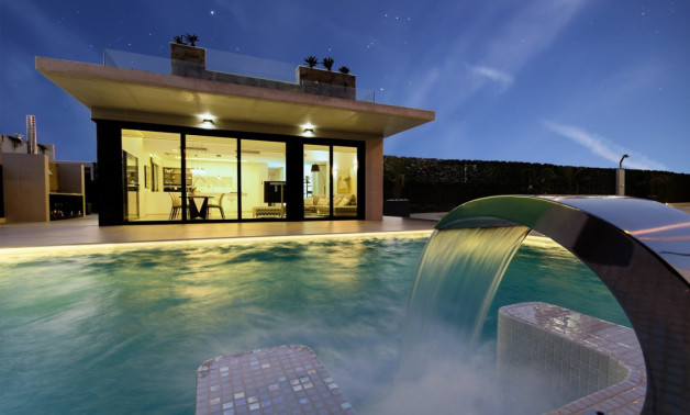 Villa - Alquiler a corto plazo - Orihuela Costa -
                Campoamor