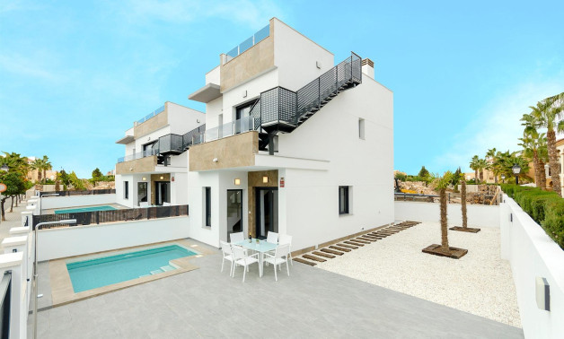Villa - Alquiler a corto plazo - Torrevieja -
                Torretas