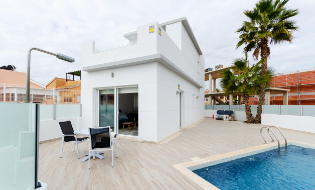 Villas - Obra nueva - Torrevieja -
                03184