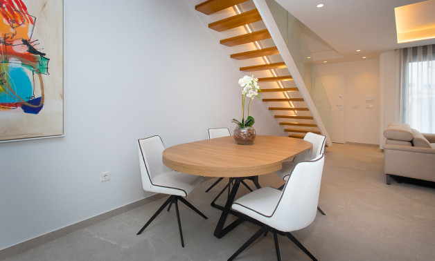 Новое здание - Duplexes -
Torre de les Maçanes