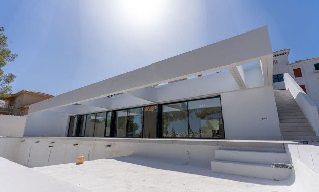 Obra nueva - Chalet independiente -
Orihuela - Calle Los pirineos, 23