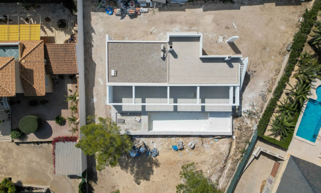 Obra nueva - Chalet independiente -
Orihuela - Calle Los pirineos, 23