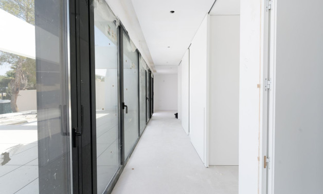 Obra nueva - Chalet independiente -
Orihuela - Calle Los pirineos, 23