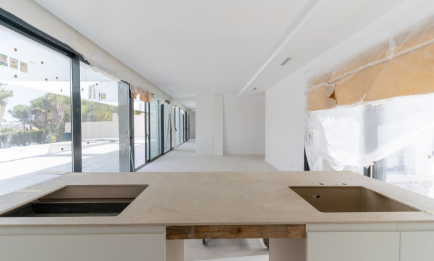 Obra nueva - Chalet independiente -
Orihuela - Calle Los pirineos, 23