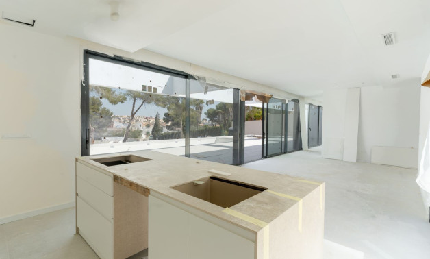 Obra nueva - Chalet independiente -
Orihuela - Calle Los pirineos, 23