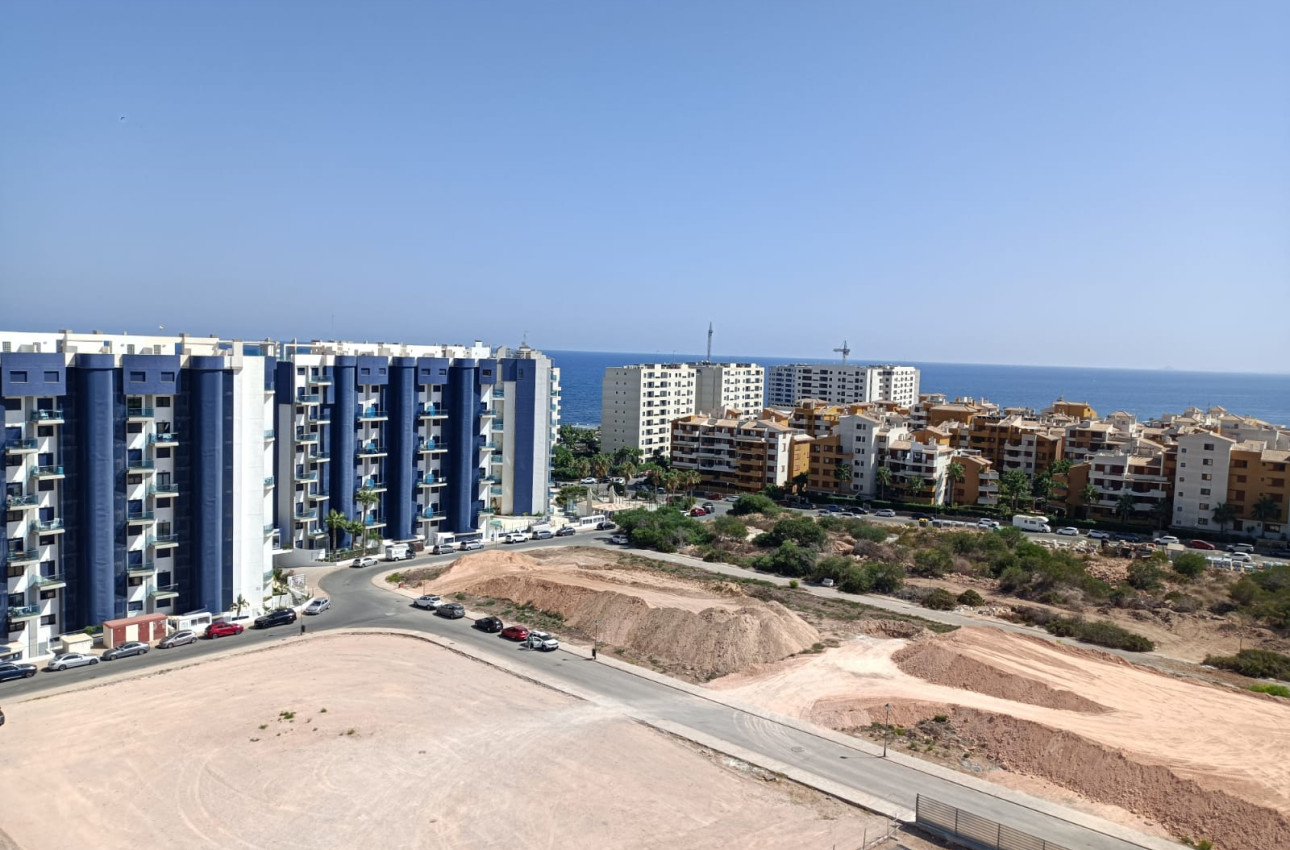 Obra nueva - Pisos -
Torrevieja - 03189