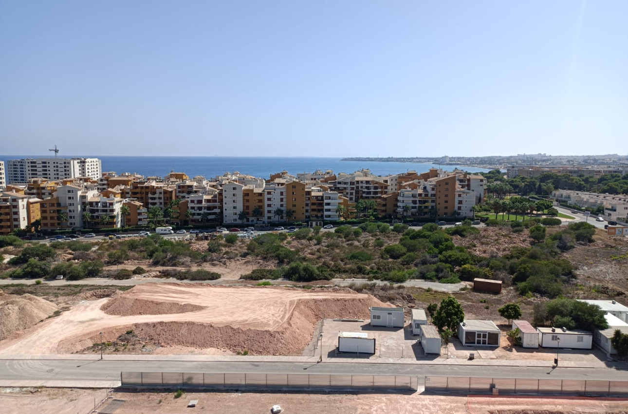 Obra nueva - Pisos -
Torrevieja - 03189