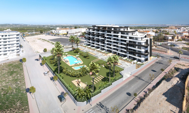 Reventa - Pisos -
San Miguel de Salinas - 03193
