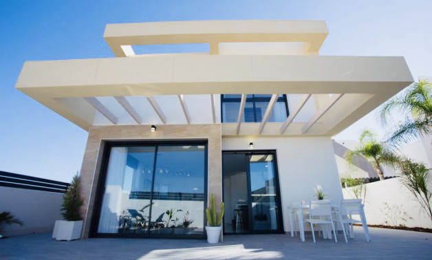 Obra nueva - Chalet independiente -
Los Montesinos - 03187